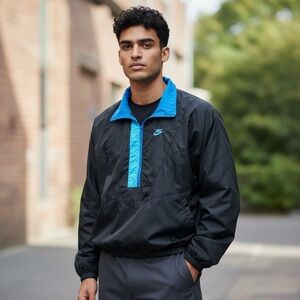 Vtg NIKE Windbreaker